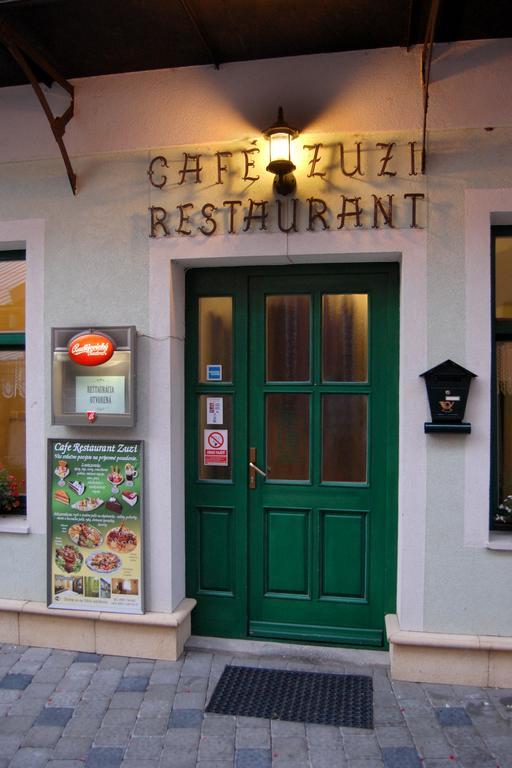 Trenčianske Teplice Penzion Zuzi מראה חיצוני תמונה